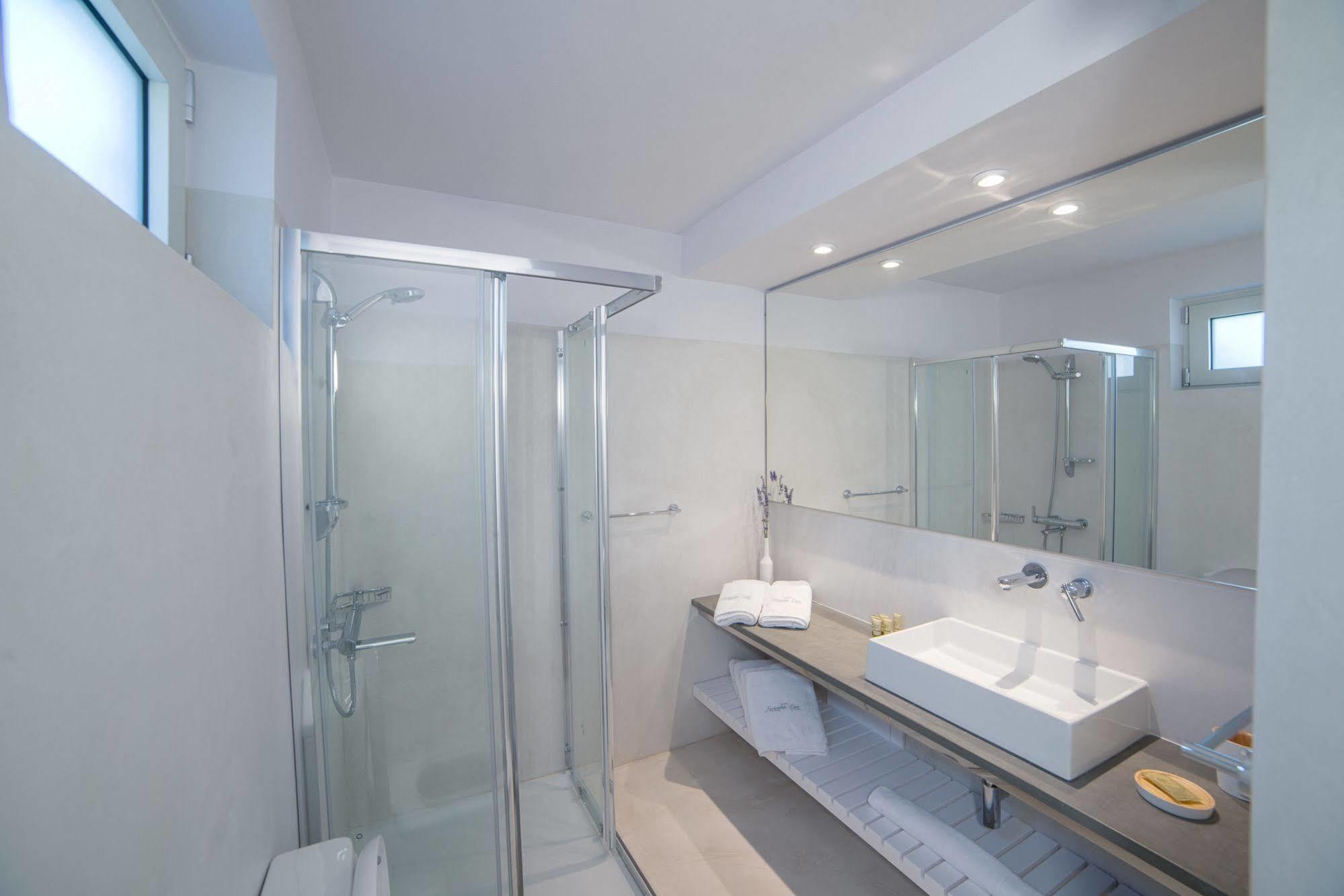 Lavender Cove Aparthotel Korfos Luaran gambar