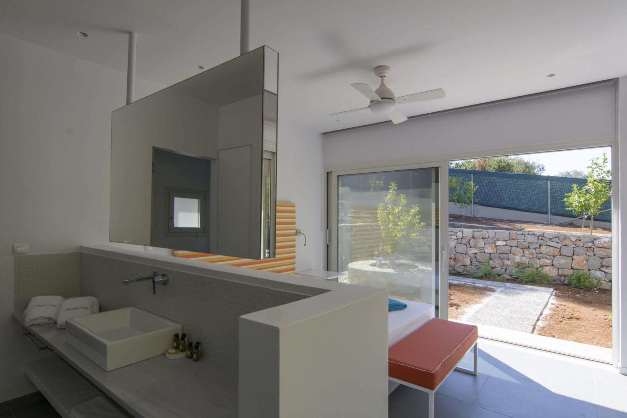 Lavender Cove Aparthotel Korfos Luaran gambar
